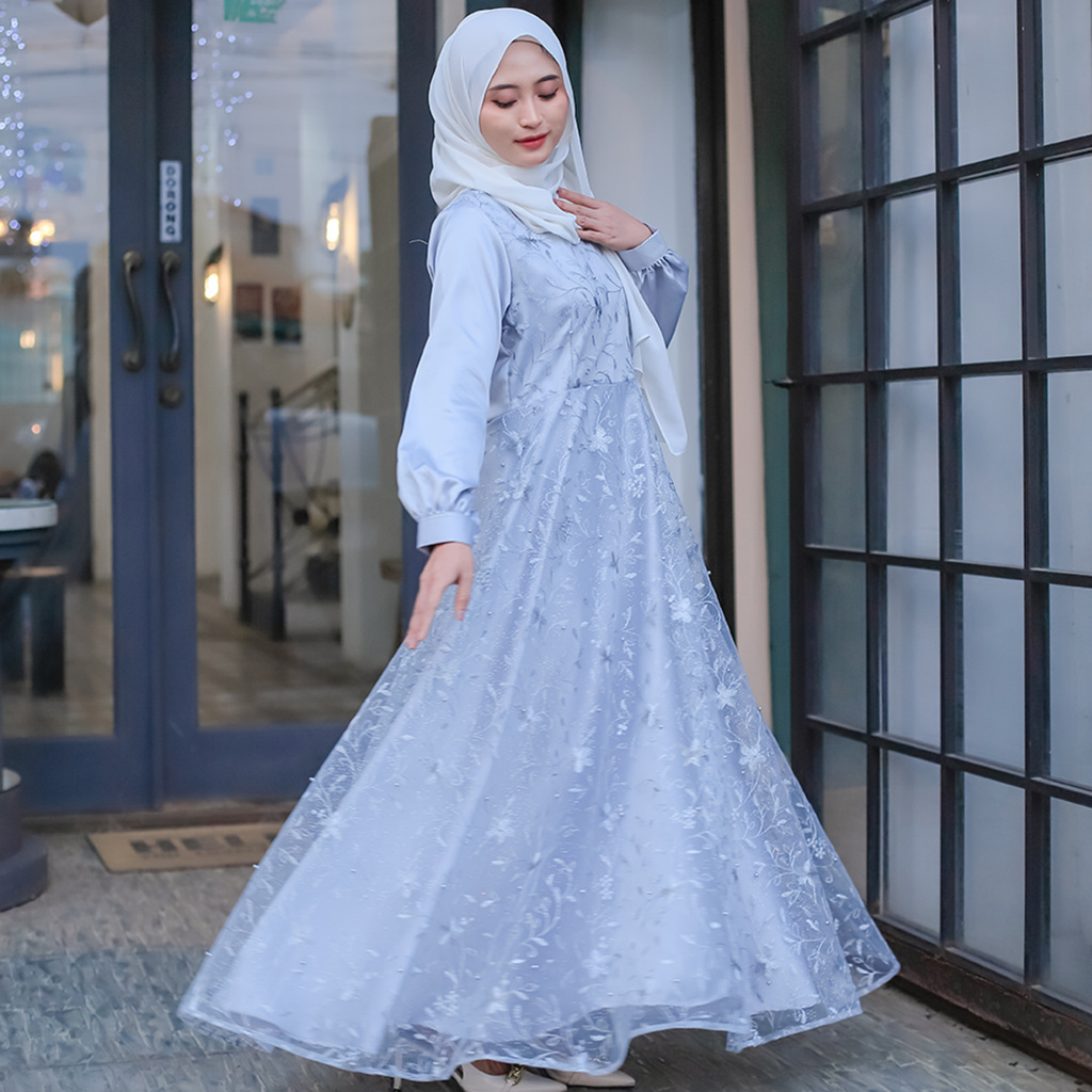 bridesmaid dress brokat hijab Simple Brokat Bridesmaid Hijab 140 Hijab Gown Ideas Kebaya Muslim Wisuda,  Gamis Brokat Muslim