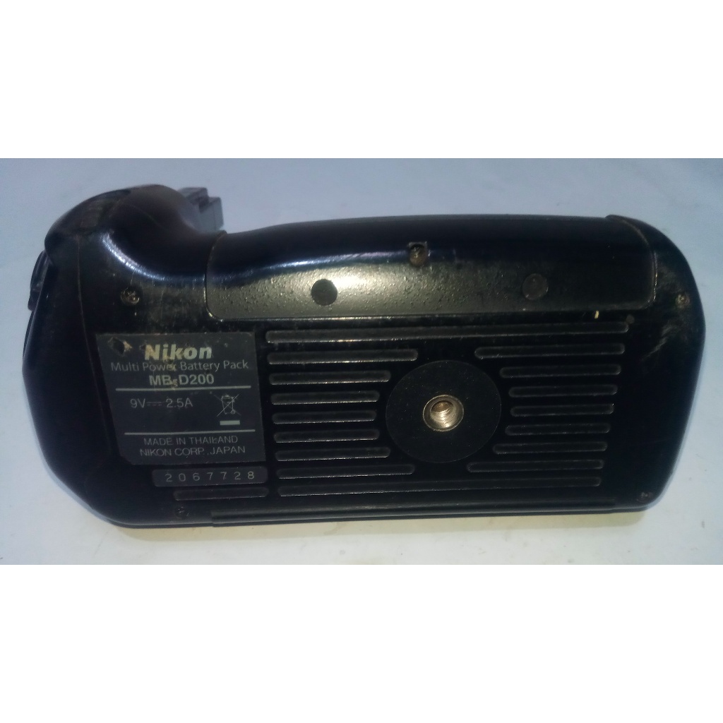 Nikon OEM MB-D200 Battery Pack Grip for Nikon D200 DSLR Camera