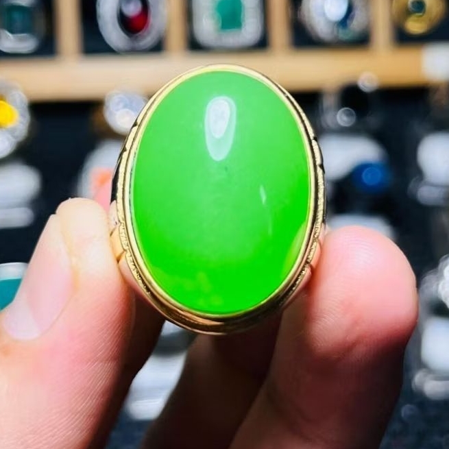 Batu akik catam pucuk pisang pucuk daun top Crystal Hijau Top Colour ring tanam titanium
