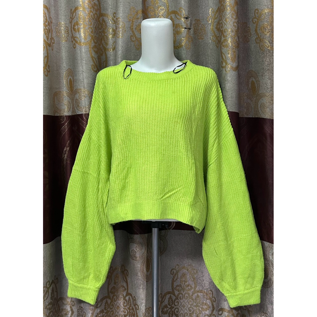 branded H&M fulltag - preloved sweater wanita rajut knit crop ovrsize model lengan balon / baju atas