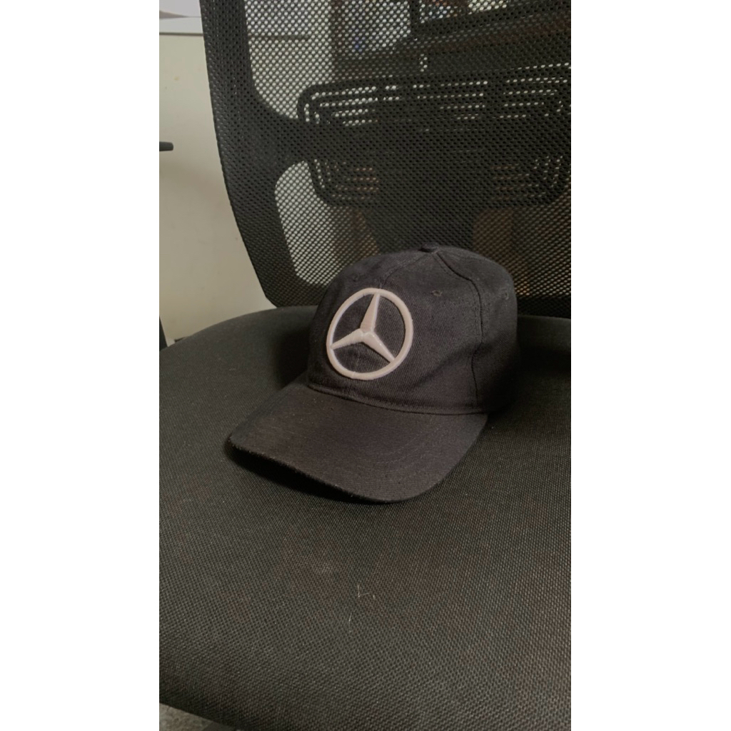Topi Hitam Logo Mercedes Benz