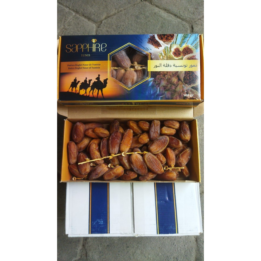 Kurma Tunisia Tangkai Sultan tomoor ( Palm fruit ) kartonan