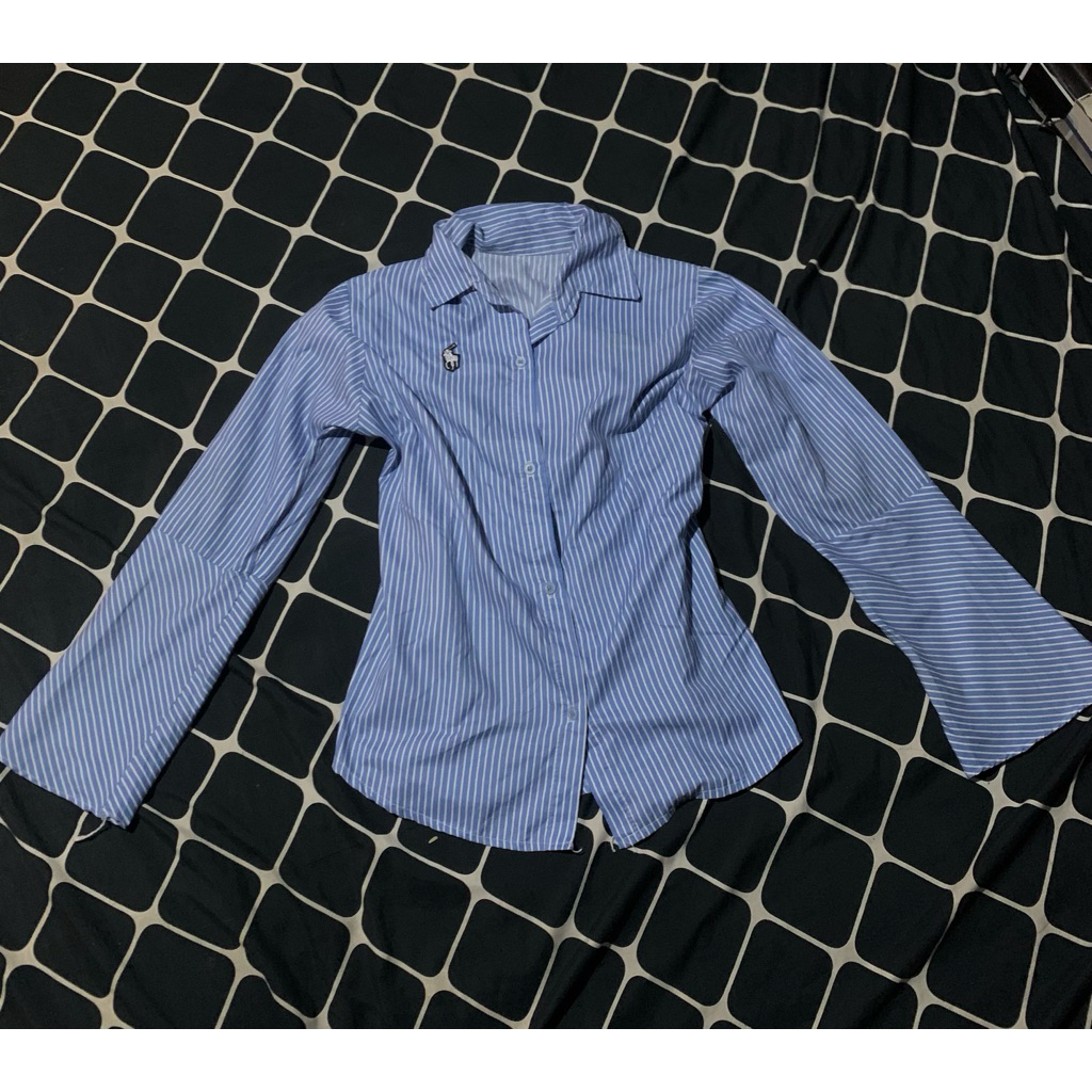 [PRELOVED]kemeja slimfit