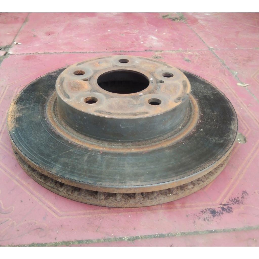 disc rotor cakram Innova copotan minus gores