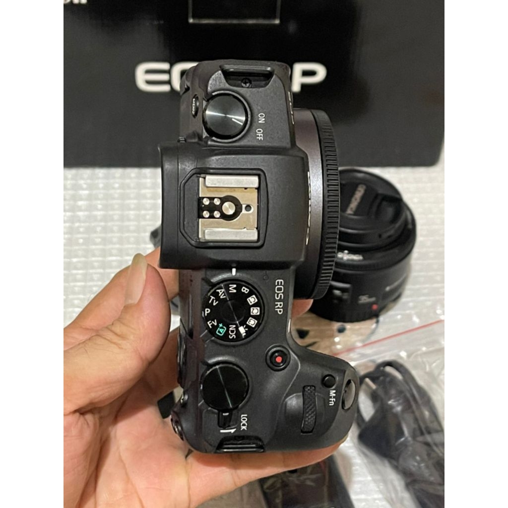 Camera mirrorless Canon EOS RP
