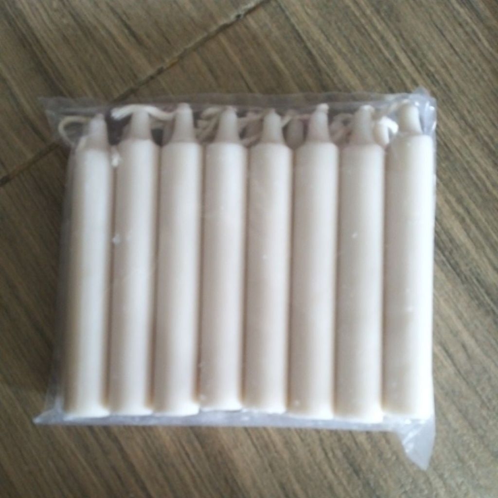 Lilin eceran isi 16 batang