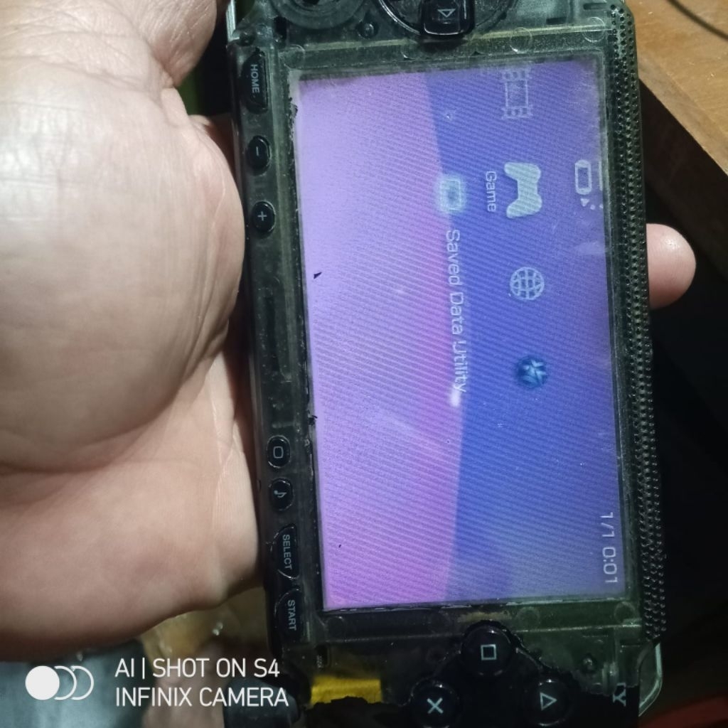 PSP seri 1000 Bahan Minus Junk