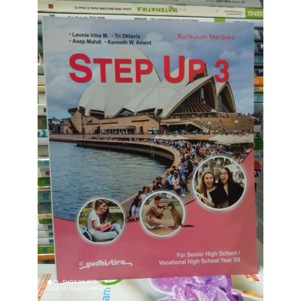 Buku step up 3 bahasa inggris untuk SMA kelas 12 kurikulum merdeka Yudhistira