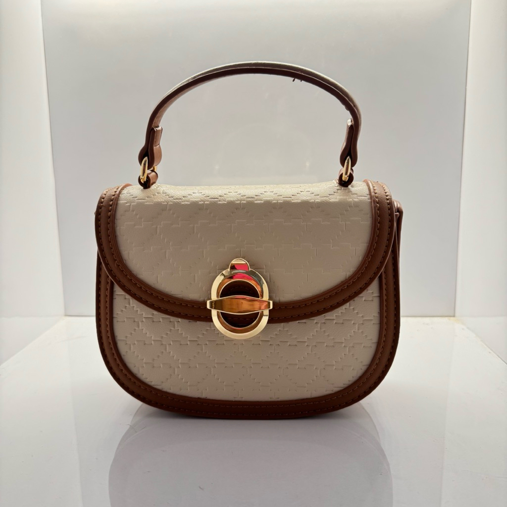 Preloved Tas Mini Elizabeth Original Good Condition Like New 100%