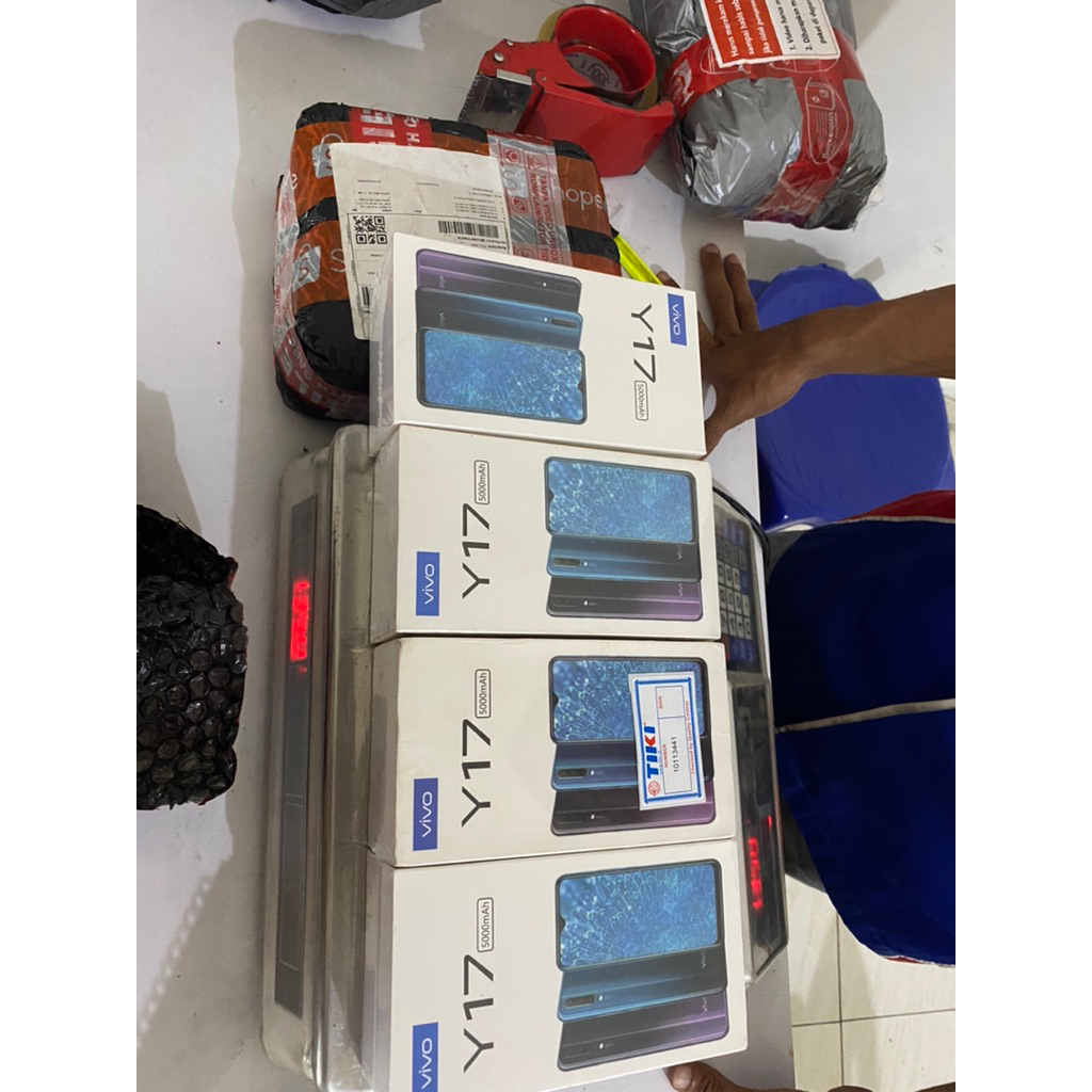 cuci gudang ori lengkap vivo y17 dan hp wiko fullset segel baru