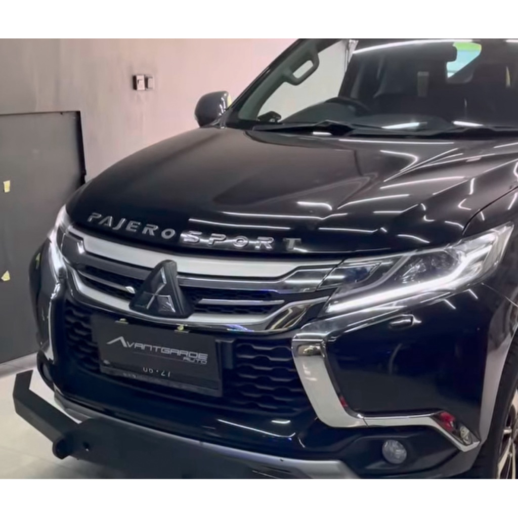 DRL putih running sein di pajero 2017