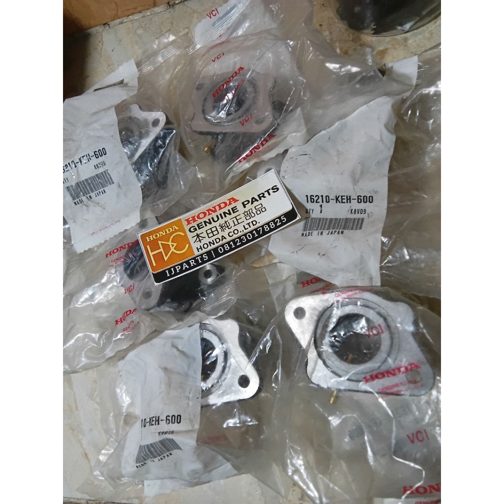 16210 KEH 600 MANIFOLD KARBURATOR MEGAPRO PRIMUS ORIGINAL JAPAN