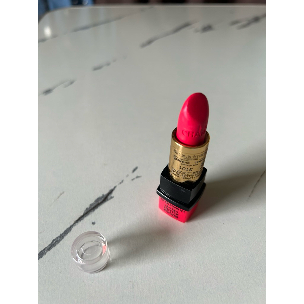Lipstik chanel used