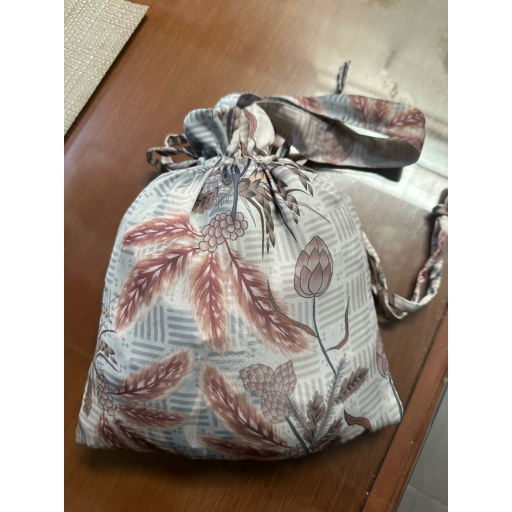 preloved Bali prayer set (mukena wearing klamby)