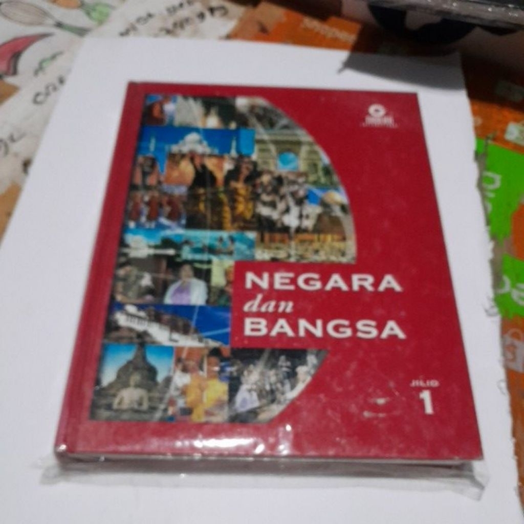 BUKU ENSIKLOPEDIA NEGARA DAN BANGSA