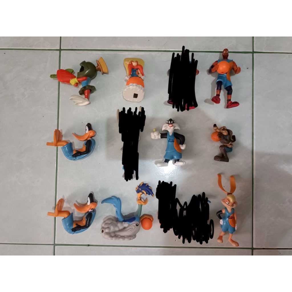 Paket Mainan / Figure Space Jam Looney Tunes McD McDonald