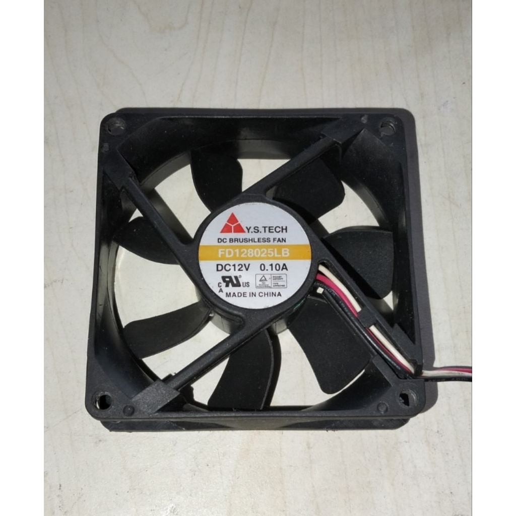 KIPAS FAN 3PIN 8X8 0.10A T 2.5CM BEKAS