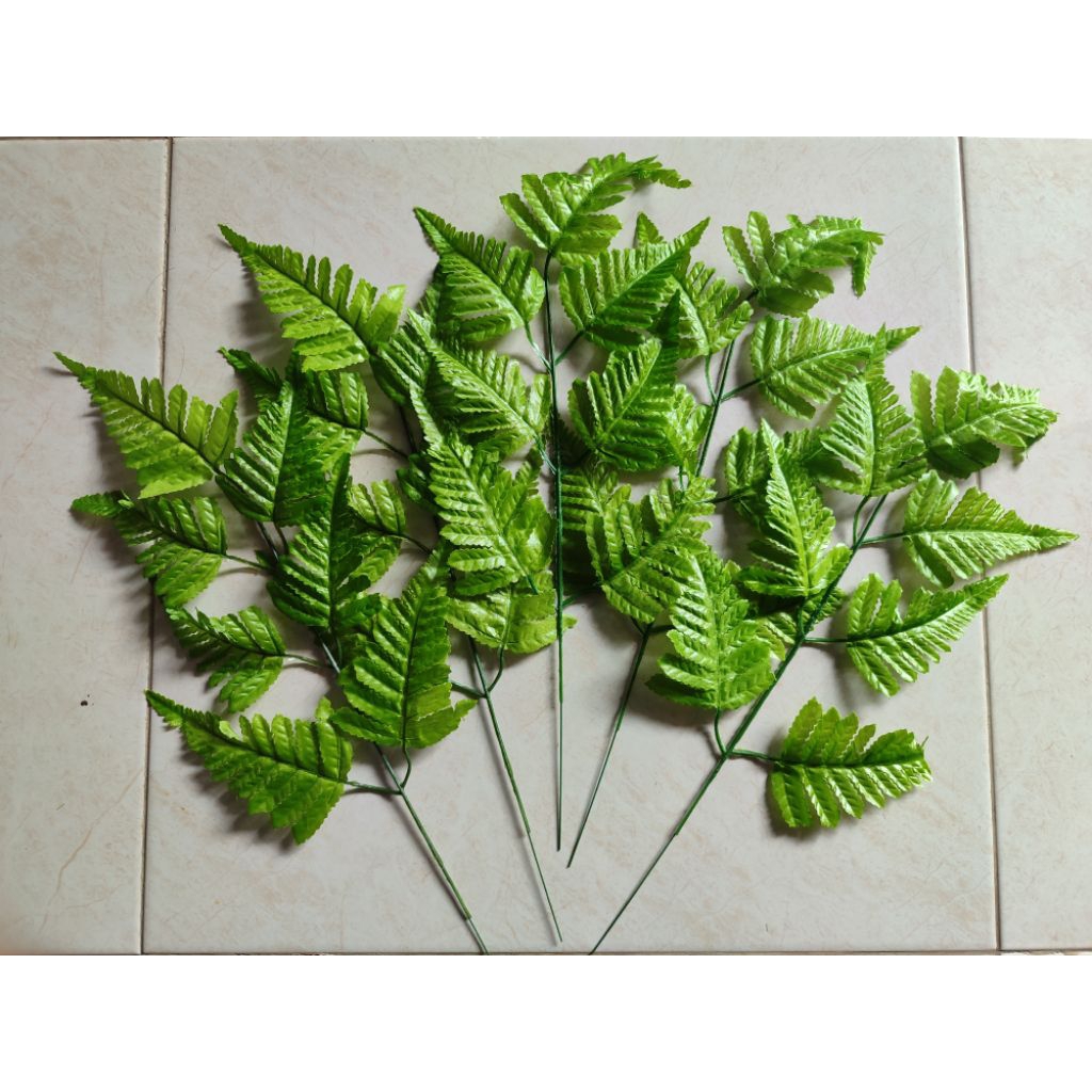Daun Pakis Imitasi Artificial Daun Pakis Hijau Plastik Daun Pakis Artificial