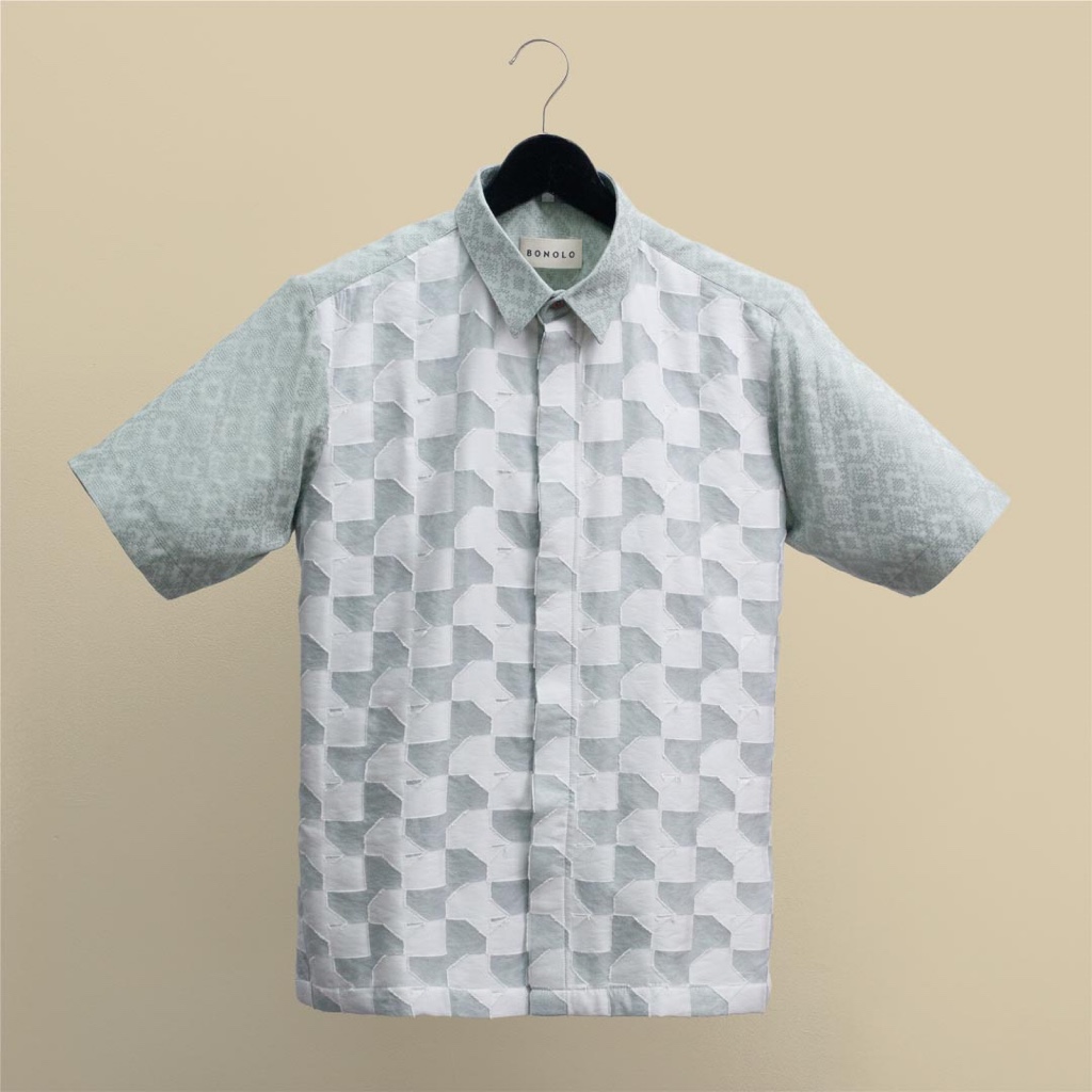 Budati - Bonolo Kemeja Tenun Lengan Pendek