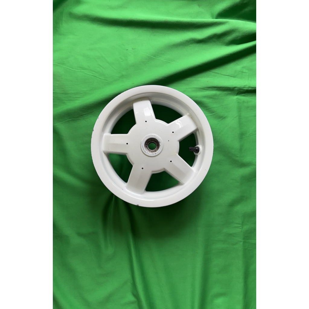 velg belakang vespa lx,s,zip r10