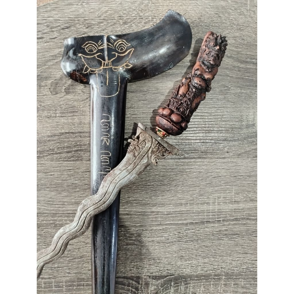 Keris nogo sosro singo barong