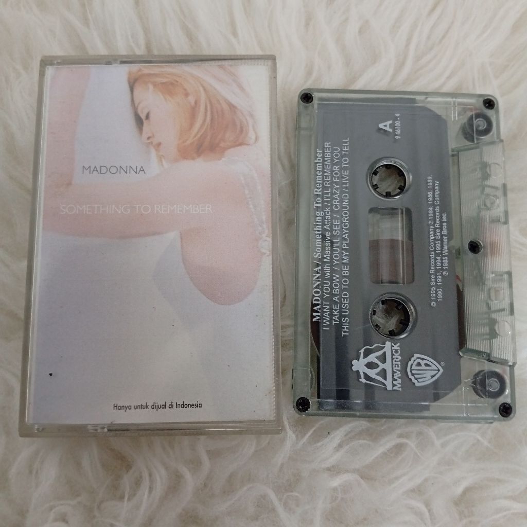 Kaset Pita Madonna