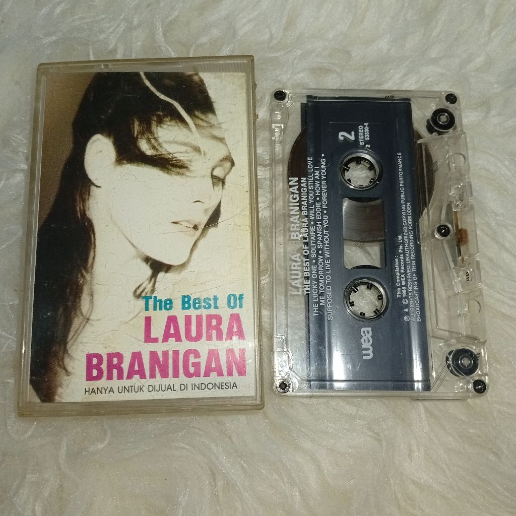 Kaset Pita Laura Branigan