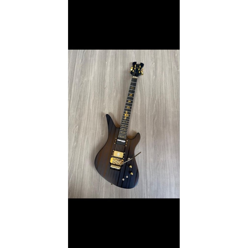 Guitar Schecter Syn Dark Night Custom HighQuality