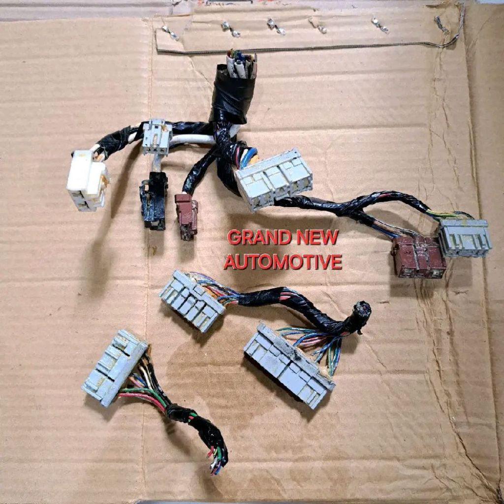 SOKET FUSE BOX SEKRING HONDA ACCORD CM5 ASLI