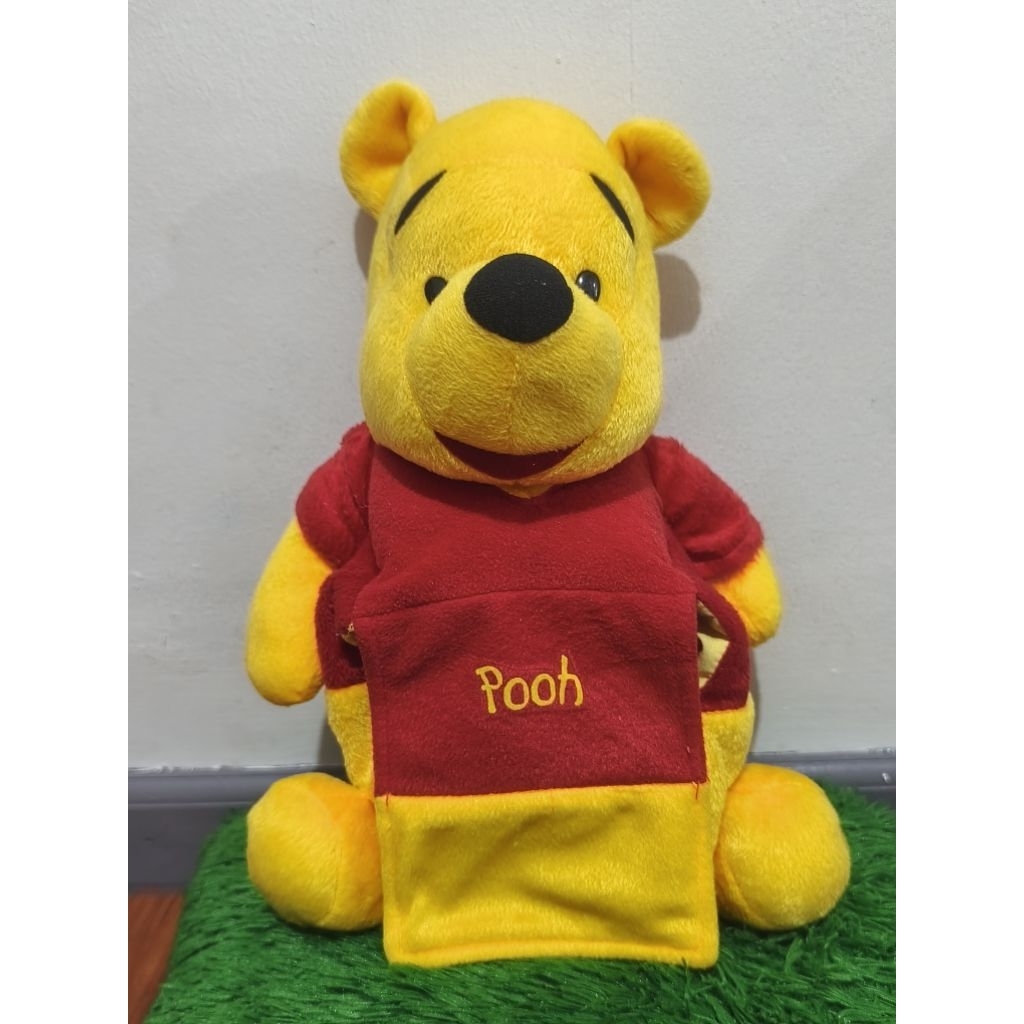 Boneka Pooh Tempat Sesuatu