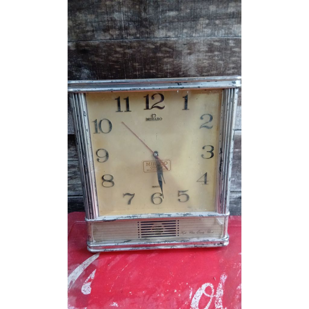 Jam dinding 75rb jadul antik kuno lawas vintage display