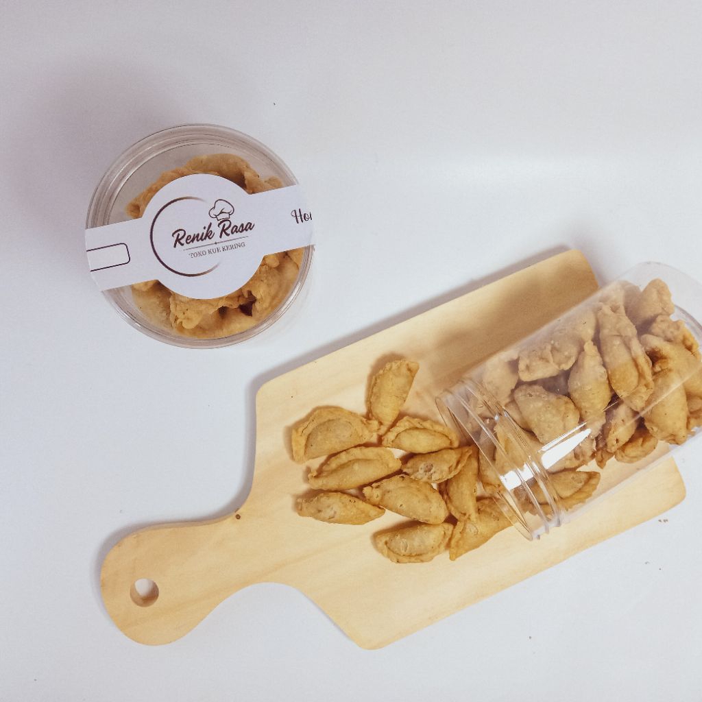 Pastel Mini Abon Sapi - Renik Rasa (Simpul Renik) - Kemasan Toples 1300 ml - Gurih Renyah