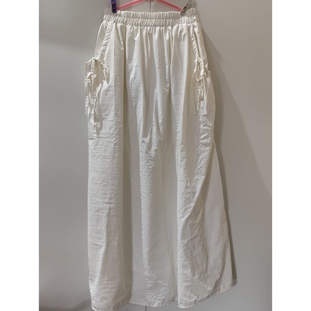 Rok Putih | preloved