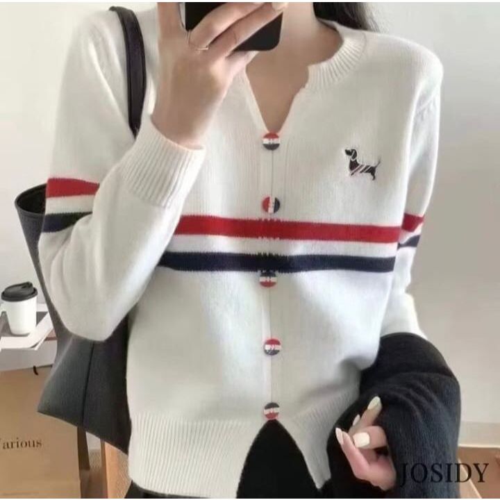 Viona Atasan Sweater Rajut KnitWear - Korean Style Gaya Lembut Kerah V-neck
