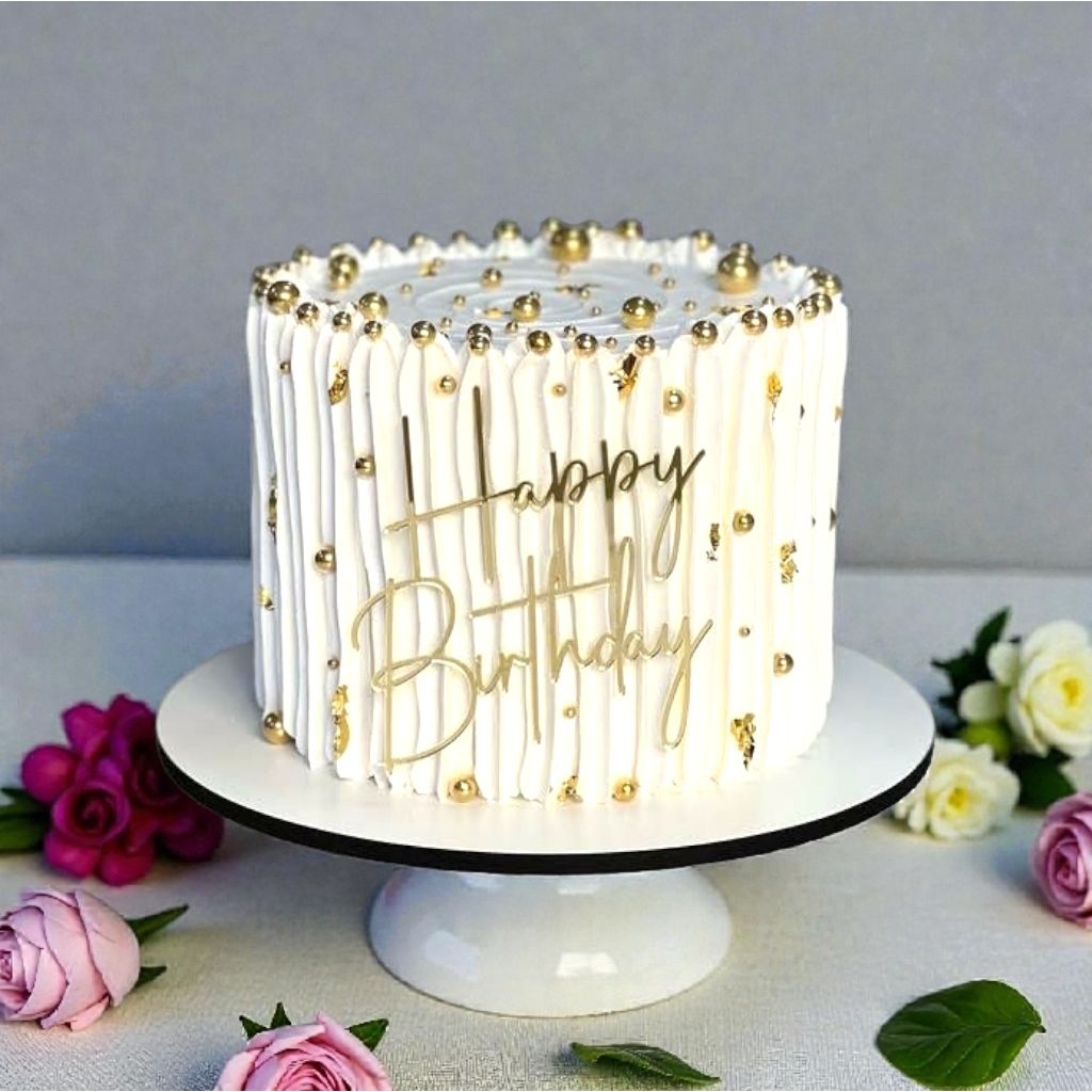 cake birthday// premium cake white glossy simple elegan