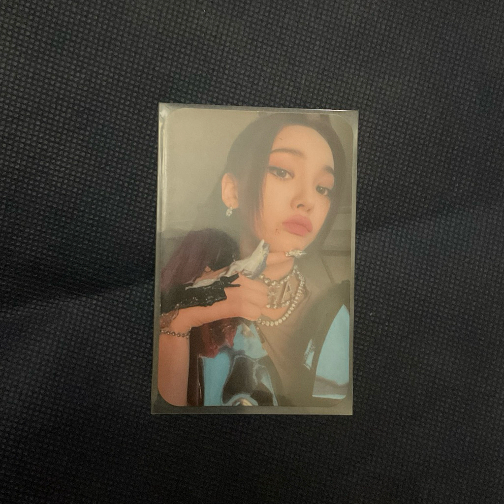 AESPA KARINA GIRLS OFFICIAL PHOTOCARD