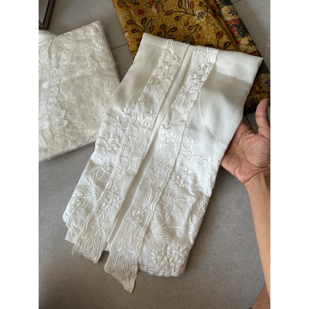 Kain Kebaya Bordir Kerawang  MANUAL