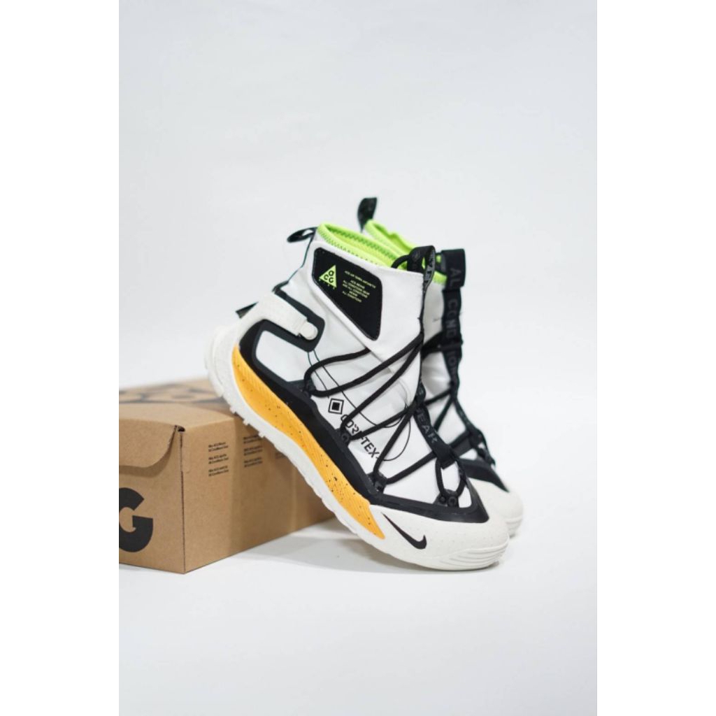 Sepatu Hiking Nike ACG TERRA ANTARTIK High Goretex Boots White Original Guarantee