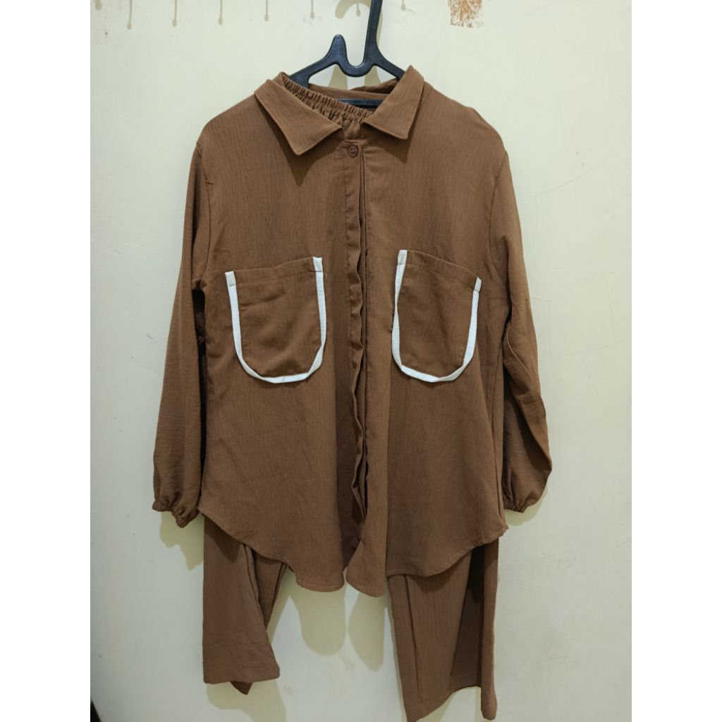 PRELOVED setelan tunik atas dan bawahan wanita, fashion wanita