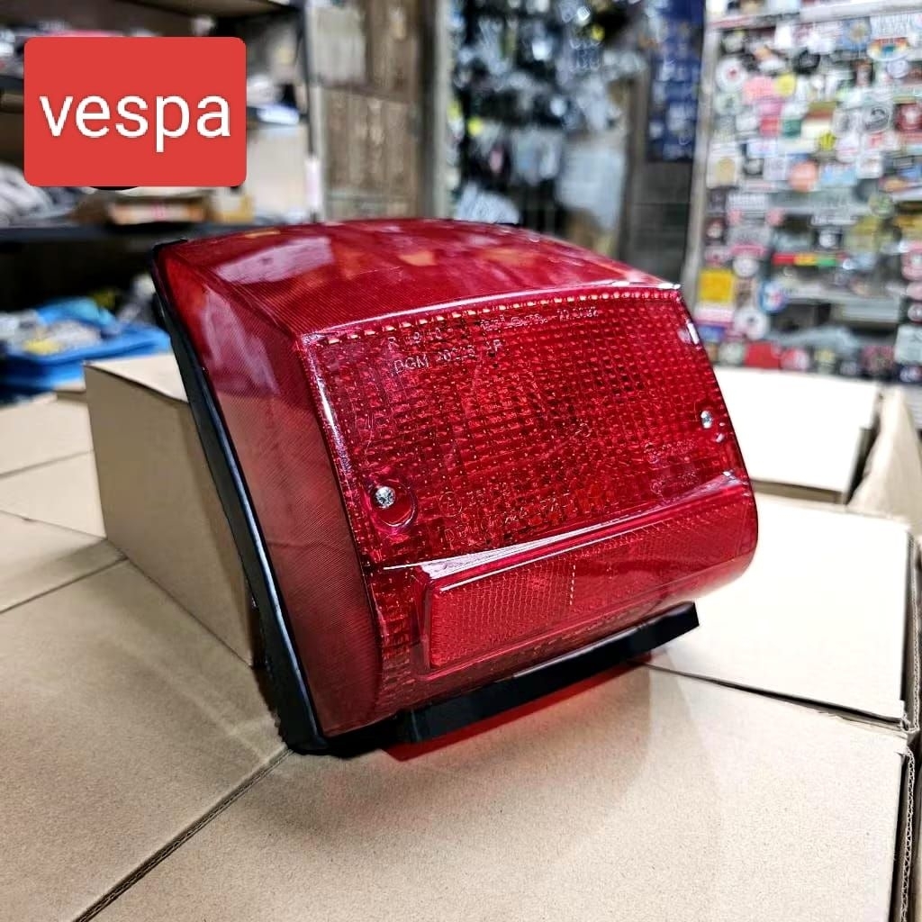 stoplamp lampu belakang arcobaleno vespa PX exlusive spartan