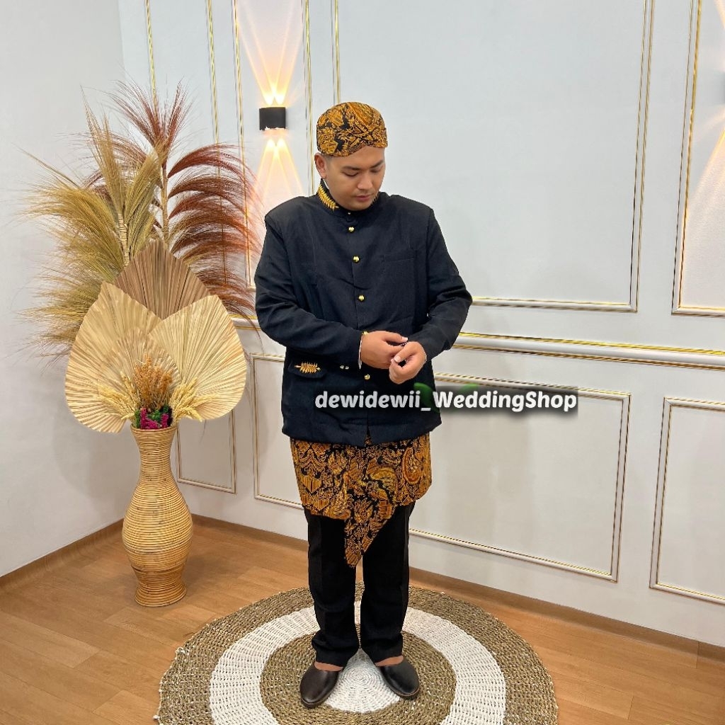 (1set SUNDA) Adat Sunda Cowok Semen Romo | Beskap, Sapit urang, Blangkon, Free Benggol