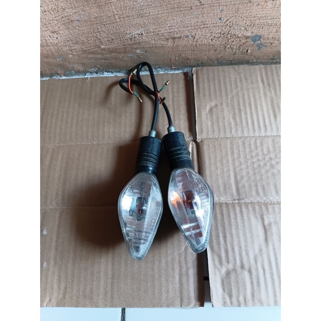 lampu sein sen kanan kiri Cb 150 R old original copotan