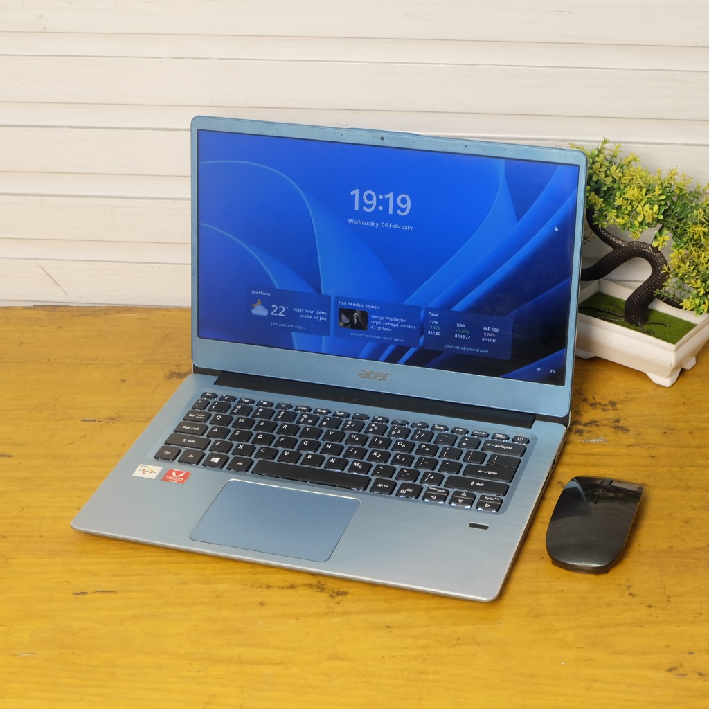 SLIM ACER SWIFT SF314-41 AMD ATHLON RAM 8 SSD - Laptop second - LAPTOP BEKAS - Laptop bagus