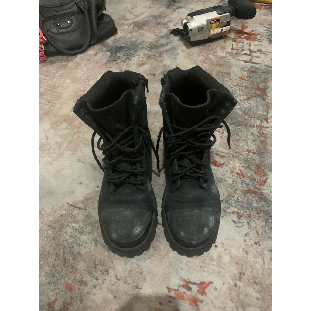 Balenciaga1 Strike Boots