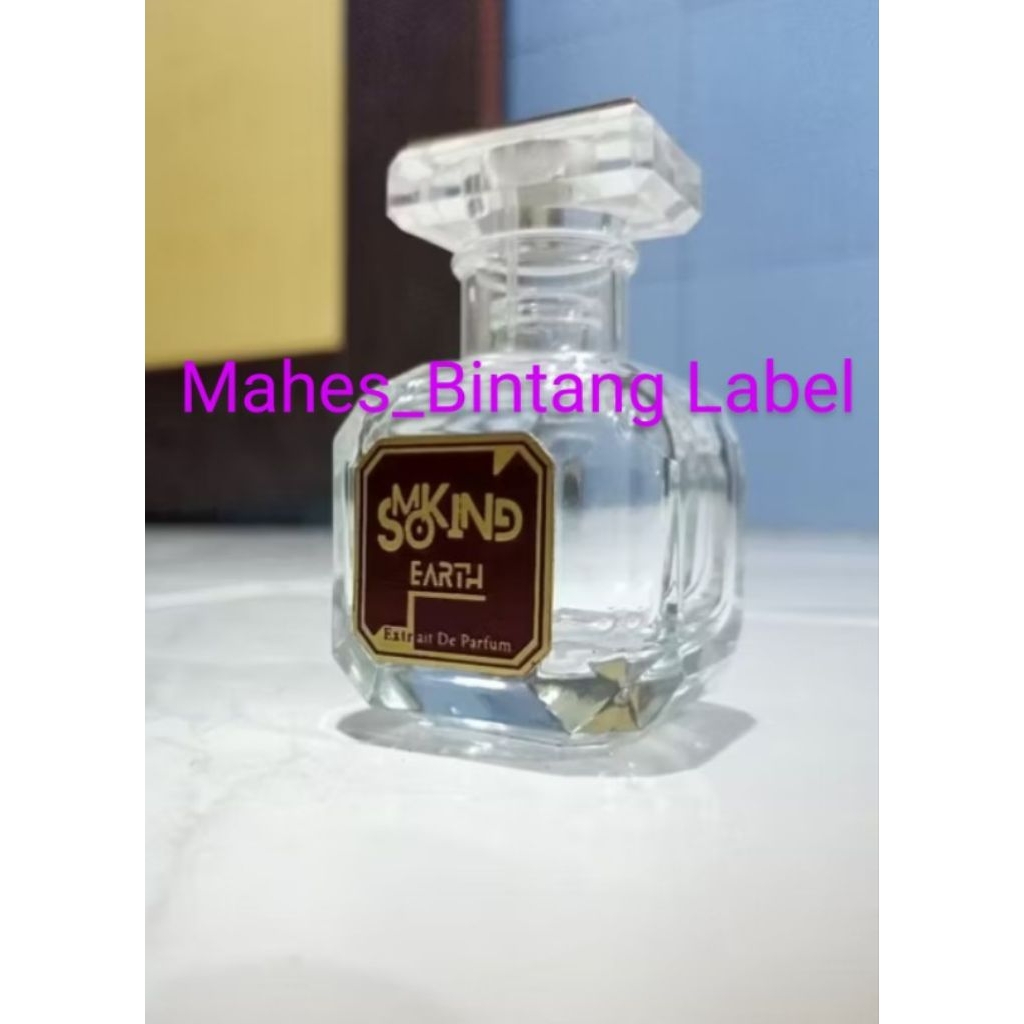 Label plate custom untuk parfum.