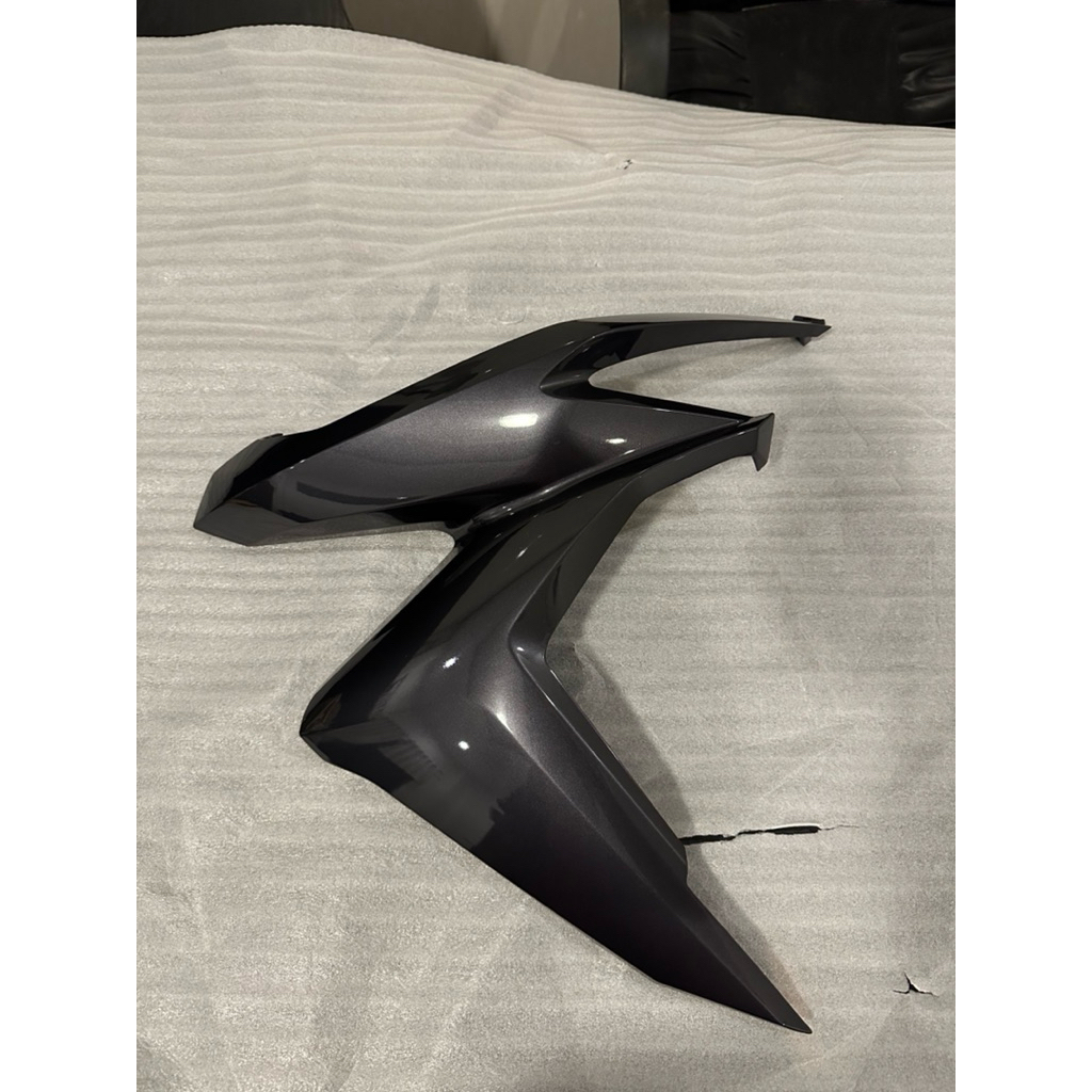 Body Depan Kanan - Vario 125 eSP K60R - 64501K59A70YD - 64501K59A70ZR