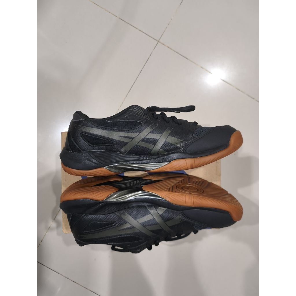 Seperti BARU ORIGINAL ASICS GEL ROCKET 12 HITAM BLACK UKURAN 42