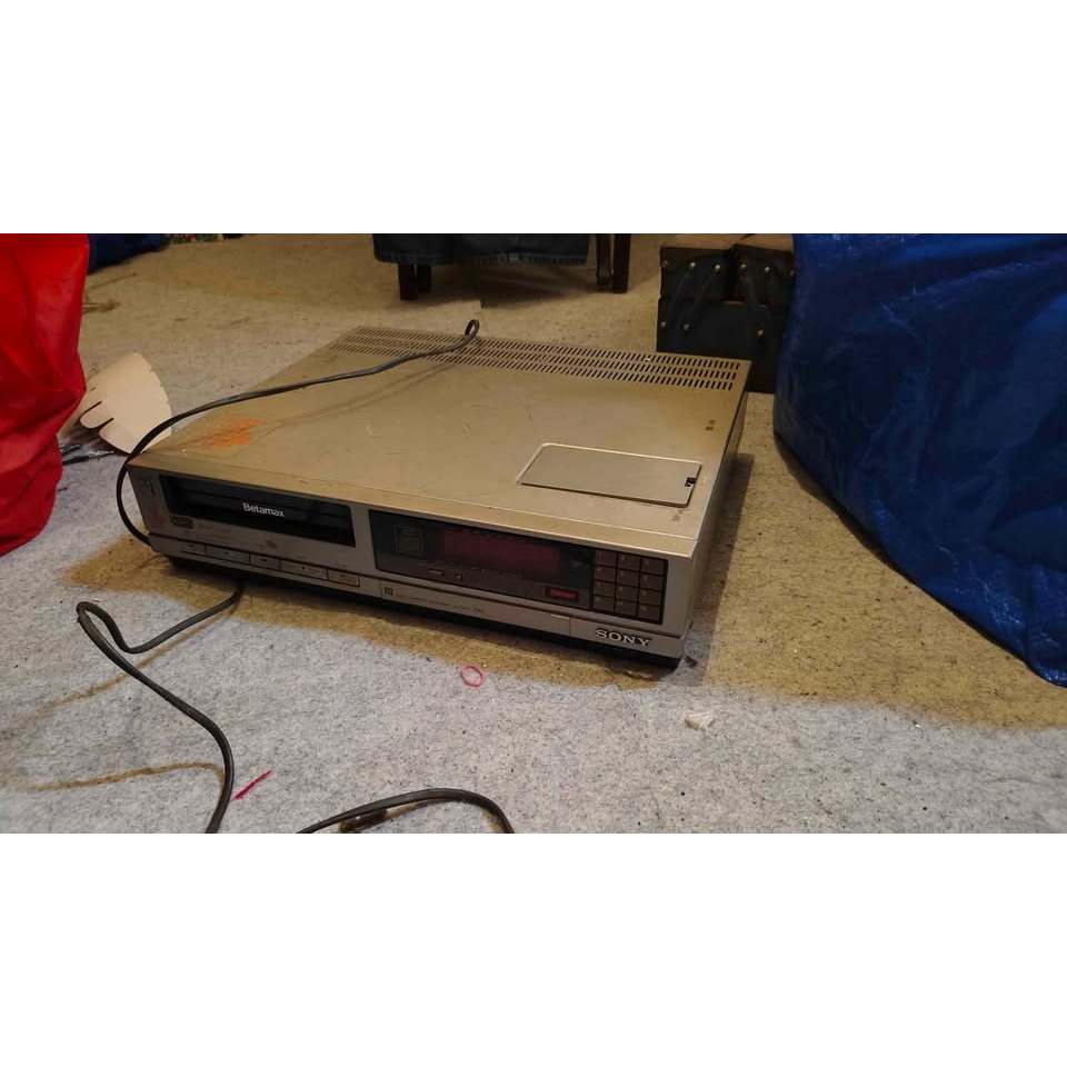 Betamax Player merk Sony SL C30E