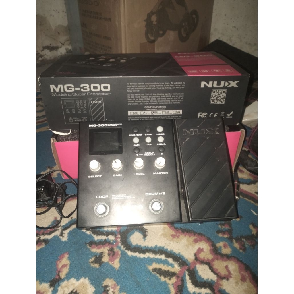 NUX MG-300