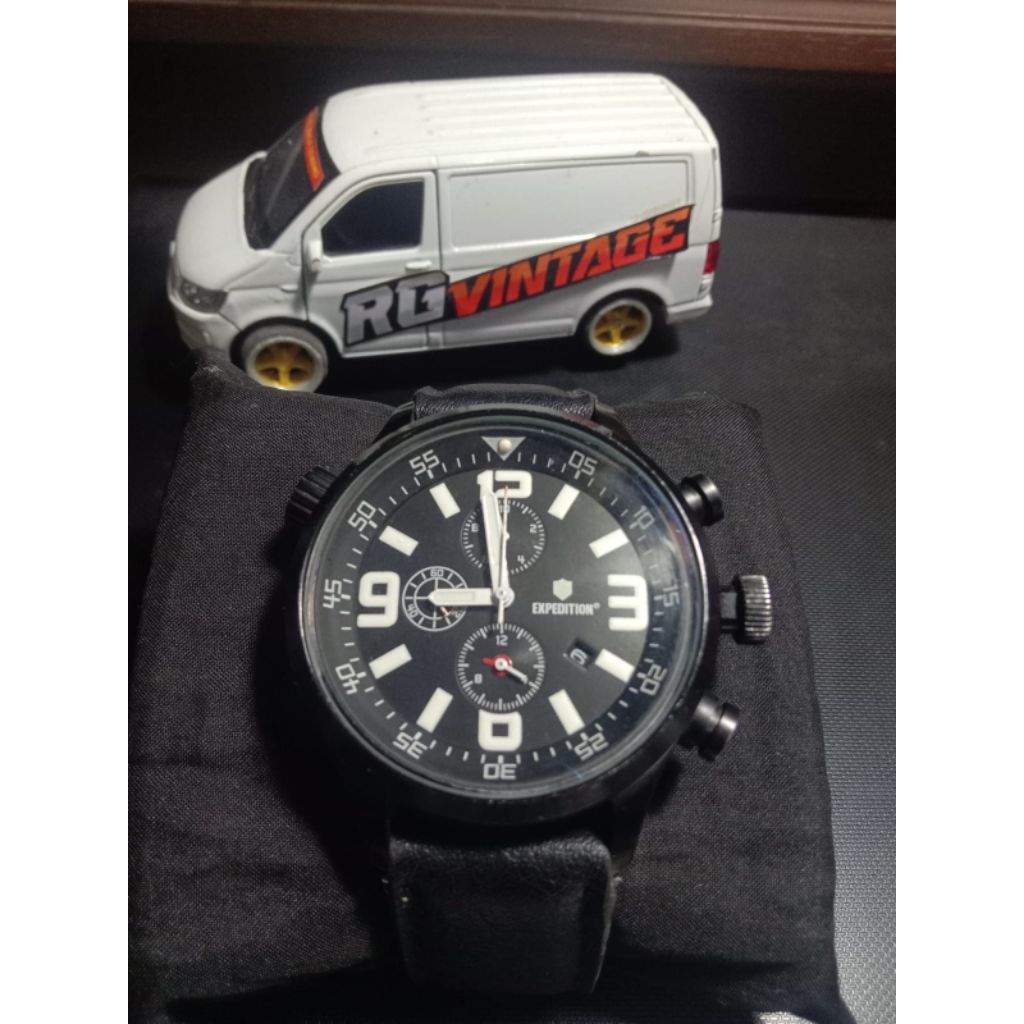 jam bekas pria expedition macho